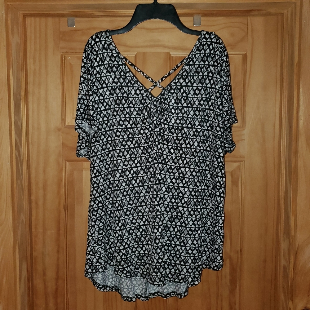 Patterned T-shirt